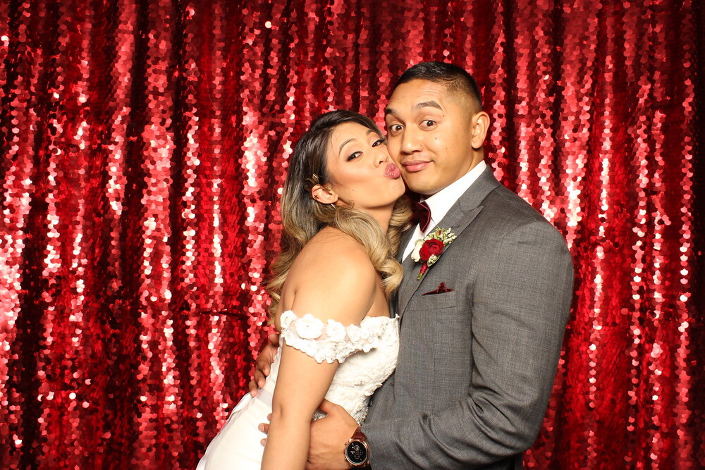 Red luxe sequin backdrop 01