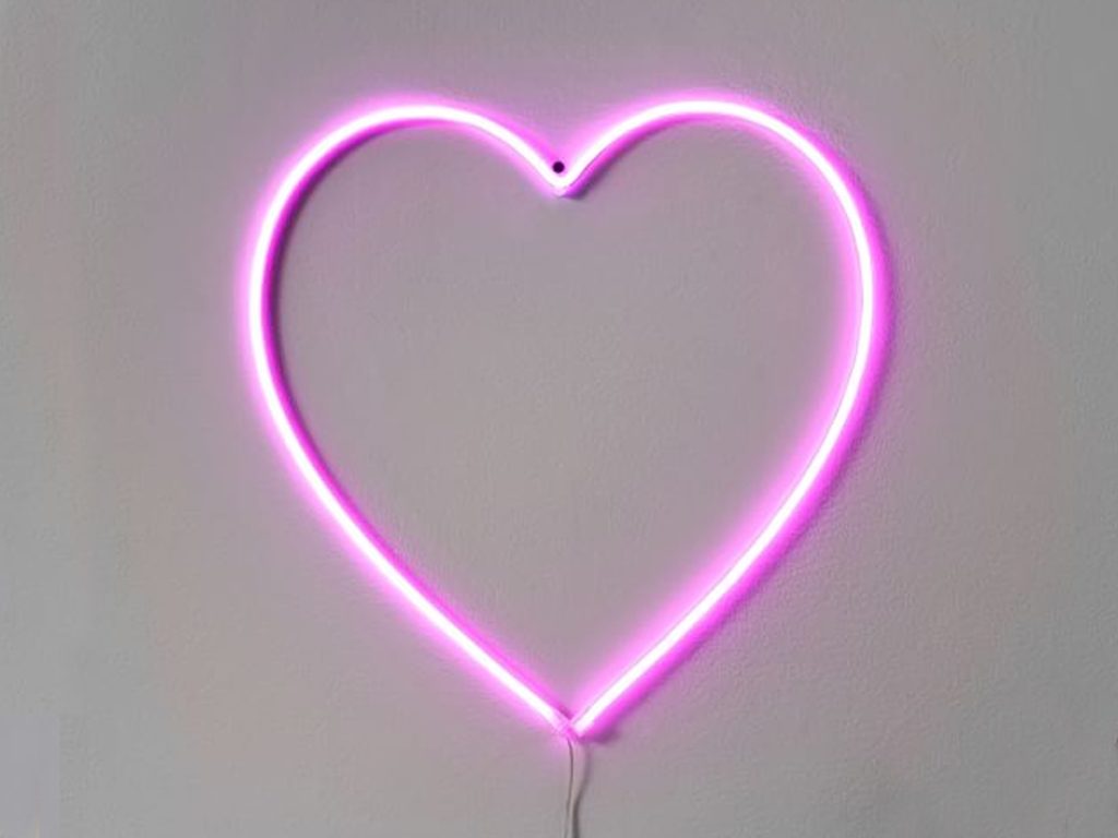 Led sign heart pink